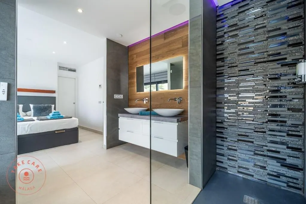 Luxury Seaview Villa Jensen - Tcm تورّوكس كوستا